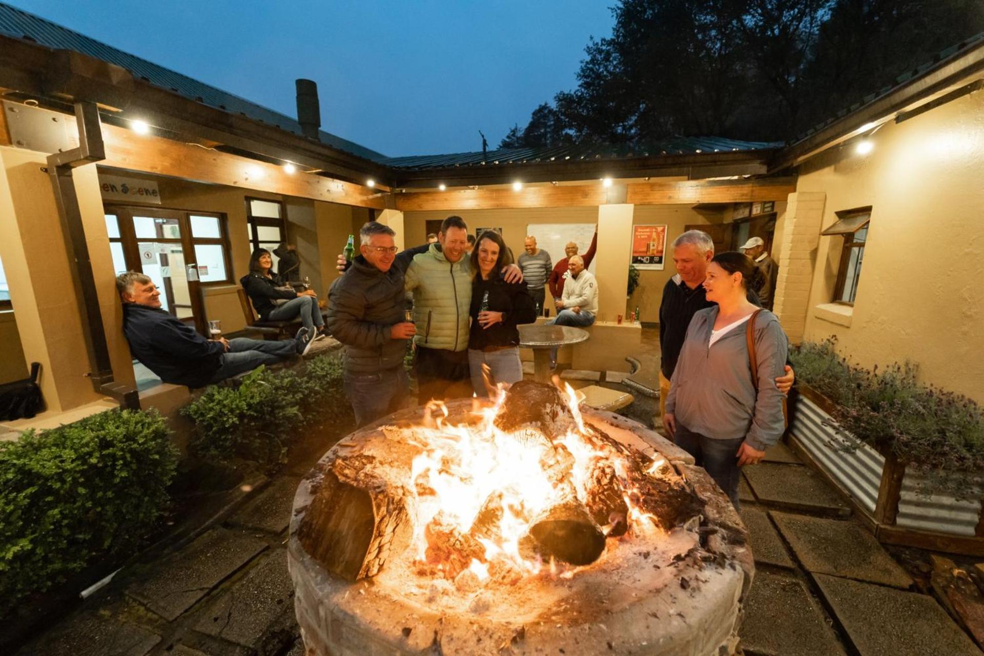 Gooderson Drakensberg Gardens Golf & Spa Resort Exterior photo